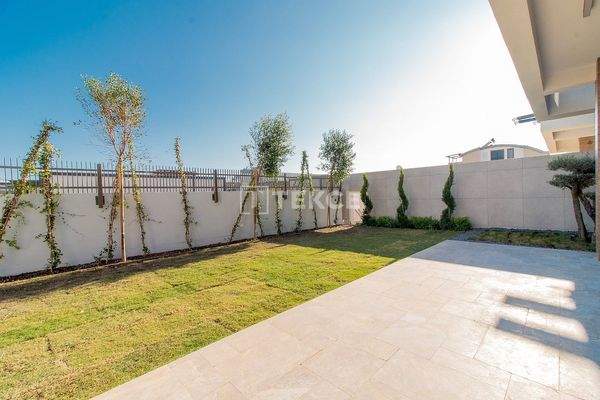 6-Bedroom Villas in Güzeloba, Antalya, Close to Lara Beach