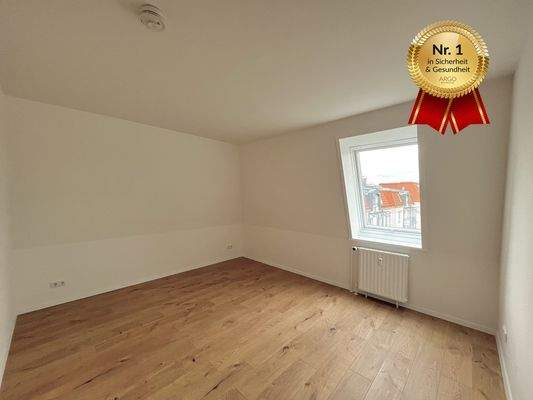 Vergleichsbild Zimmer nach Renovierung 