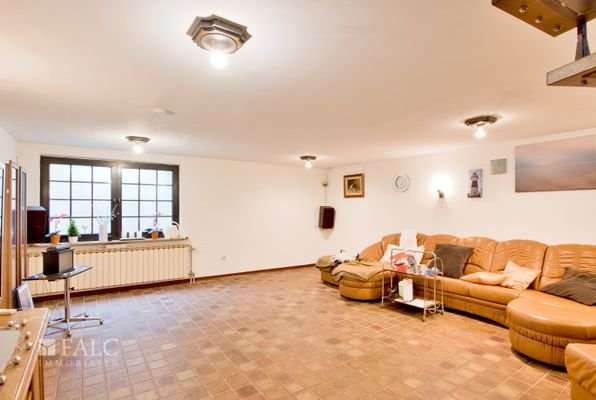 Wohnzimmer - UG