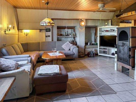 3. Blick in den Wohnbereich.jpg