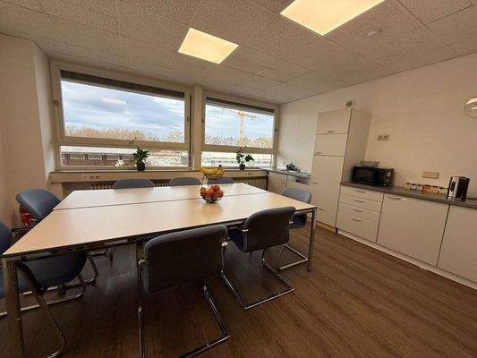 Büro/Küche vorne rechts