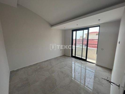Elegant Real Estate in an Extensive Project in Alanya Oba