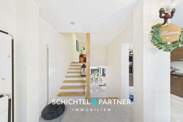 S&P | Eingangsbereich