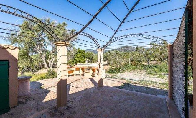 Finca zum Ausbau zwischen Santa Maria und Alaró zu verkaufen, Mallorca