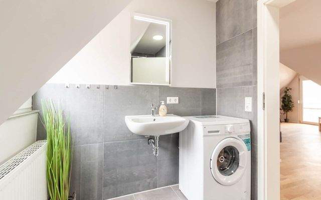 Zeitwohnen Monteurwohnung Beuren (9).jpg