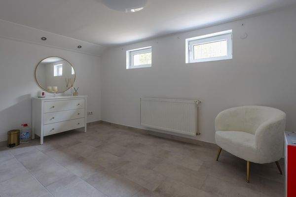 Zimmer Kellergeschoss