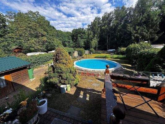 Garten mit Schuppen.JPG