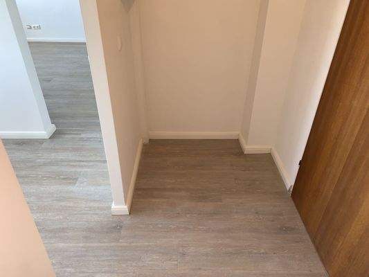 9134KC-21 Wohnungseingangsbereich