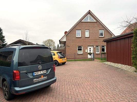 Ansicht_Front (Nachbar).jpg