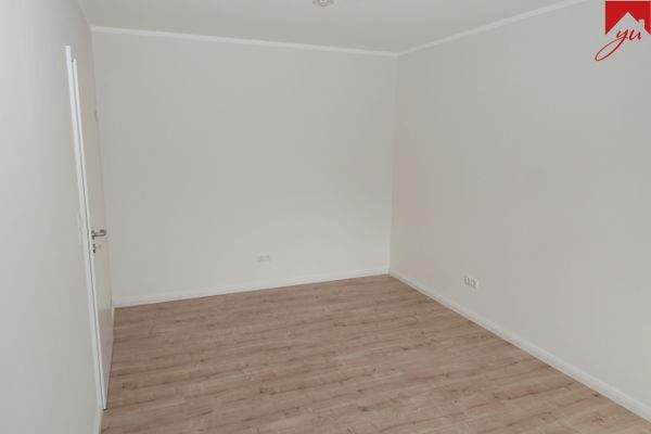 Schlafzimmer Bild III