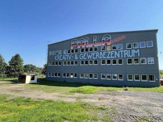 Vorderseite Meeraner Straße 