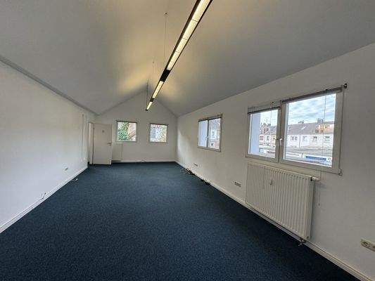 20251218_112720674_iOS