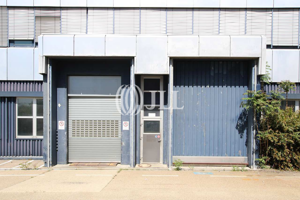 Außenansicht Andienung - JLL