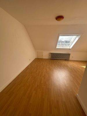 Neues großes Dachfenster