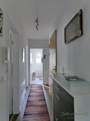 kleiner Wohnungsflur