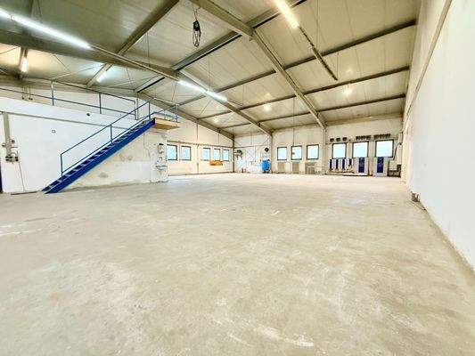 Beheizbare Hallenfläche 250 m²