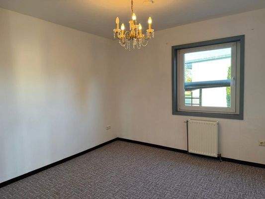 WhatsApp Image 2025-10-21 at 09.05.30 (3)