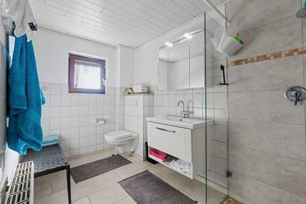 Badezimmer Erdgeschoss