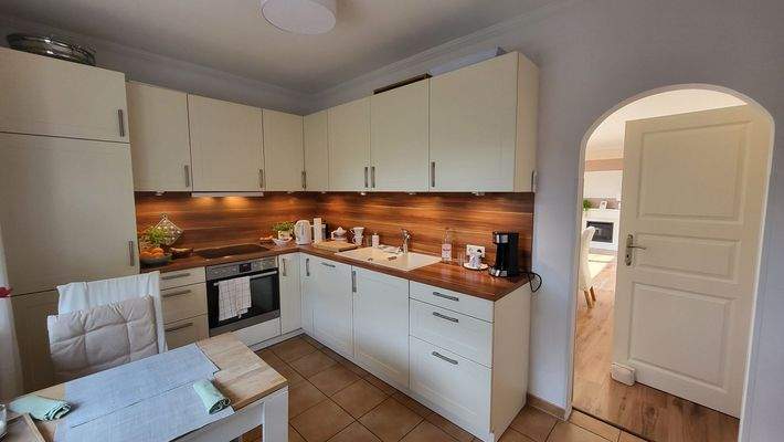 moderne Einbauküche-.jpg