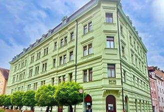 Fassade-Haus neu! .jpg