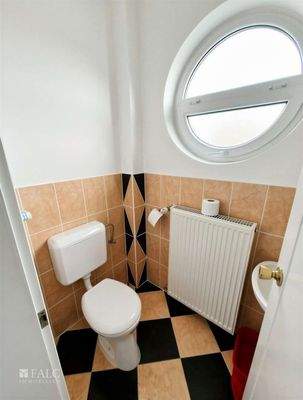 Badezimmer 1 Haupthaus