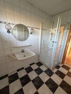 Badezimmer im Erdgeschoß