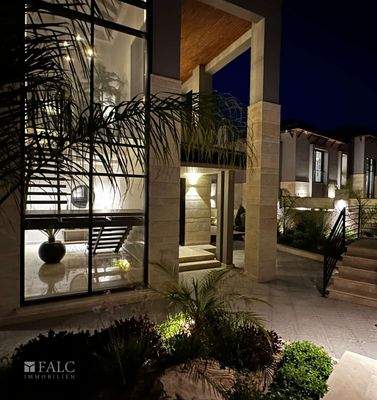 Außenansicht Eingang