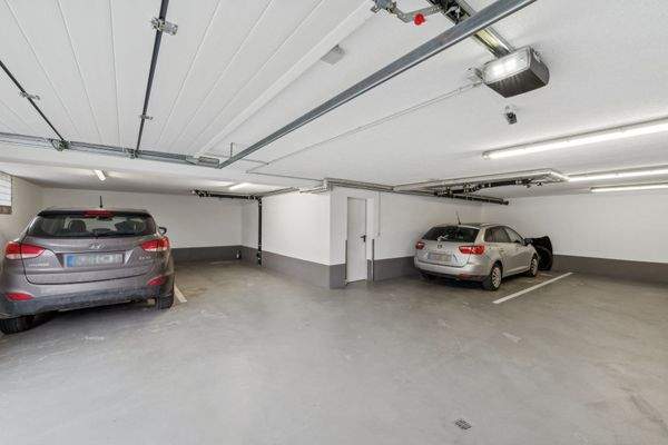 Tiefgaragenstellplatz