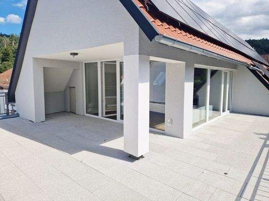 wunderschöne DG-Wohnung