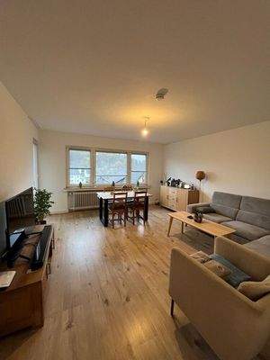 Wohnzimmer_1.OG_Rechts_WE_4 (1)