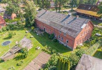 Außergewöhnlicher Resthof mit historischem Flair und Entwicklungspotenzial