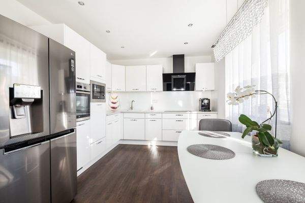 Moderne Einbauküche.jpg