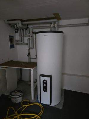 Warmwasserbereiter Strom