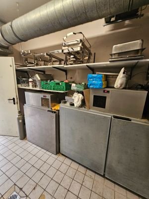 Küche mit Essenslift
