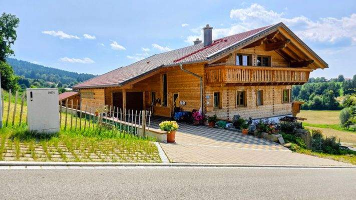 Ansicht Nord-West EG und DG Teich Garage.jpg