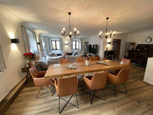 Wohnen / Essen OG-Wohnung