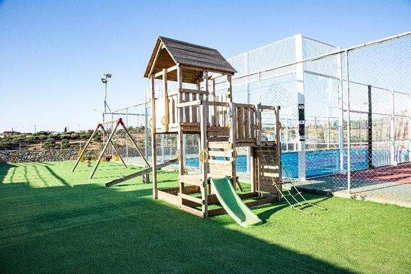 Kreta, Kounali: Moderne Villa mit 4 Zimmern, Pool und Meerblick zu verkaufen