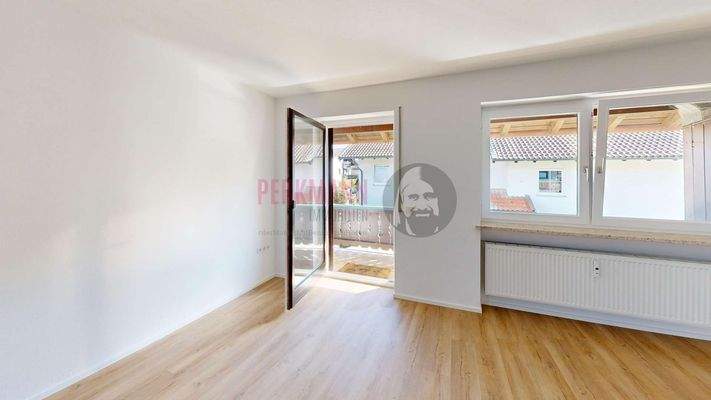 Zugang zum überdachten Balkon