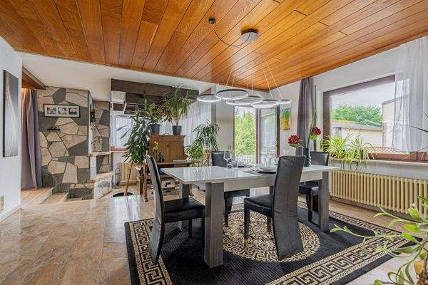 Essbereich mit Ausgang