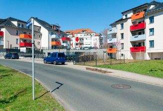 Umgebung mit Blick Richtung Wohnung