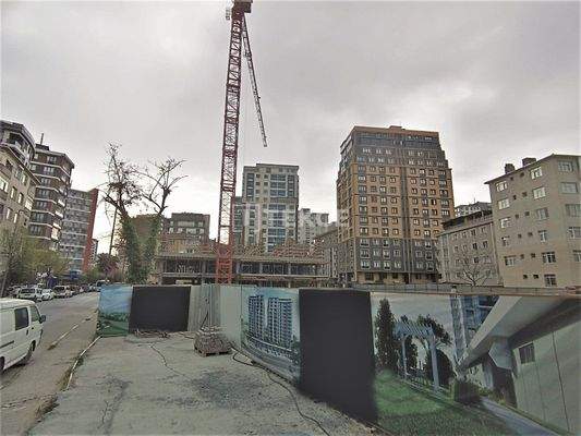 Flats with Security and Car Park in Istanbul Kucukcekmece