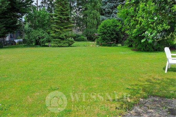 Grundstücksansicht (1)