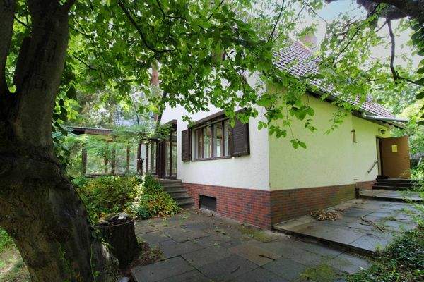 Außenansicht (vorne)