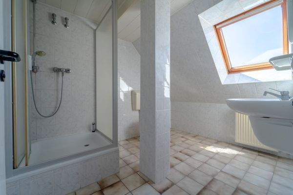 Badezimmer im Obergeschoss