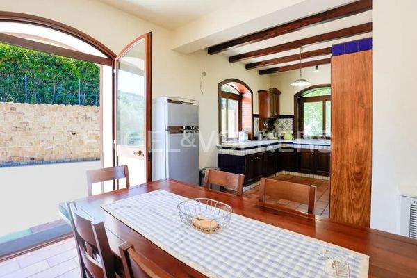 Screenshot 2025-06-11 101909.jpg