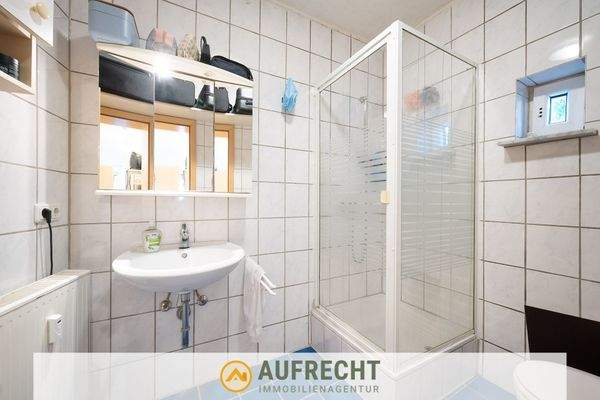 Badezimmer EG rechts