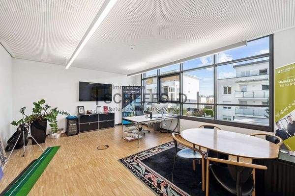 Büro mit Besprechungszimmer 1.OG