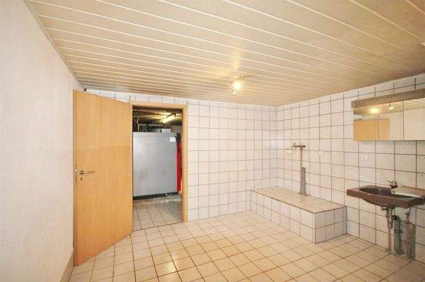 Hauswirtschaftsraum (UG)