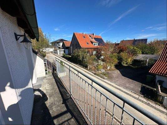 Anbau Balkon Ost links