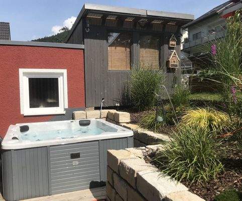 Whirlpool Gartenhaus